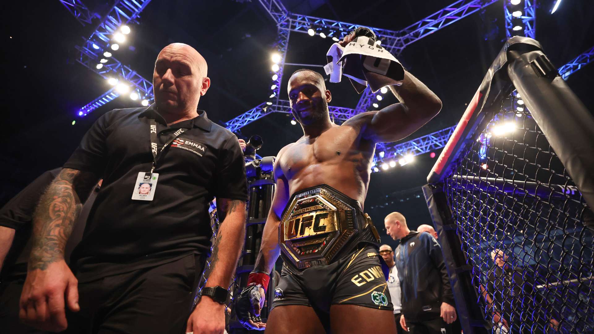 终能铸就辉 终能铸就辉